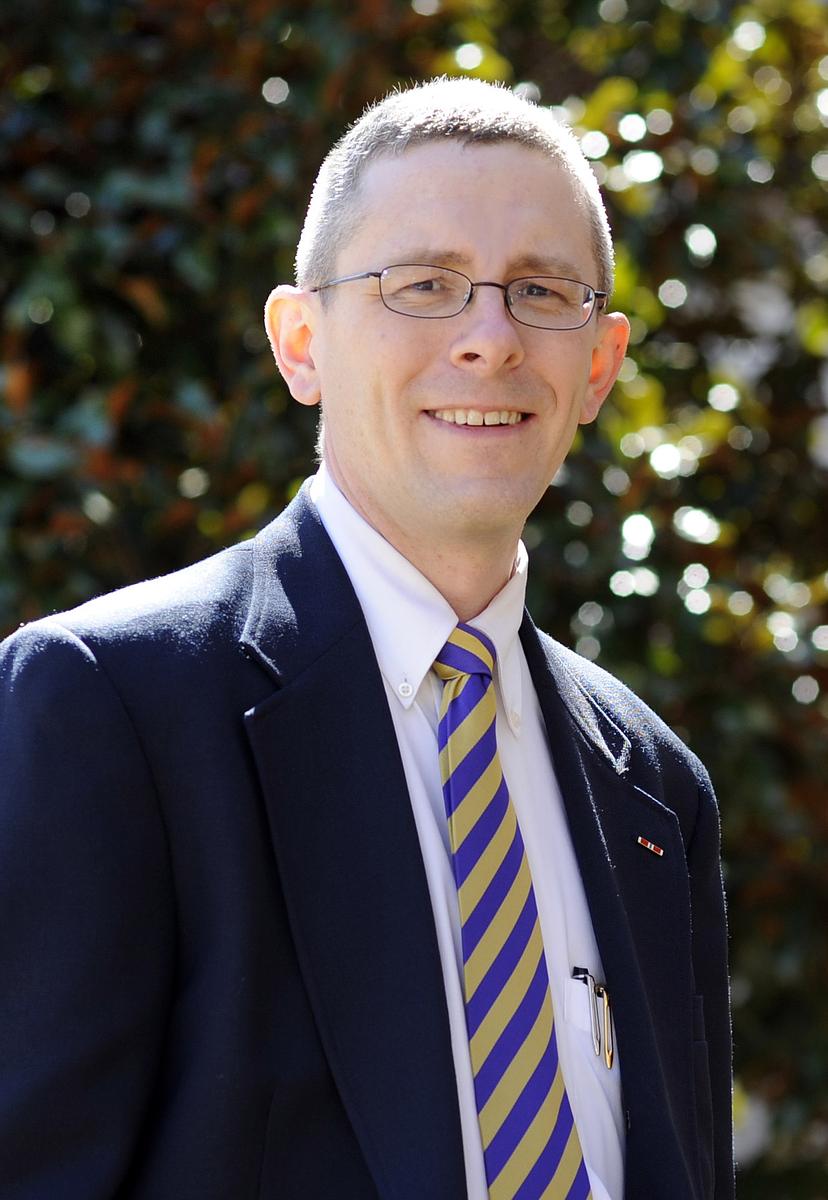 Provost and Vice Chancellor for Academic Affairs Dr. Richard Starnes